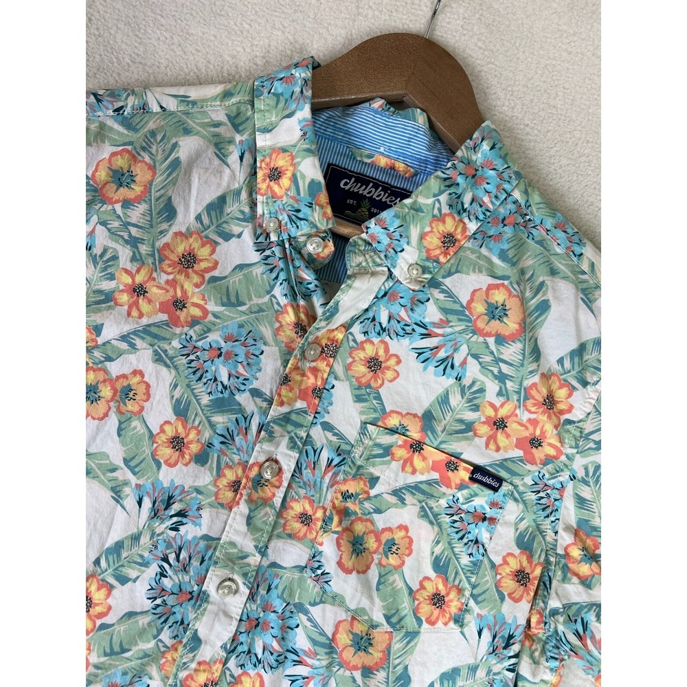 Chubbies Shirt Mens Small Green Floral Short Sleeve Button Up Hawaiian Summer